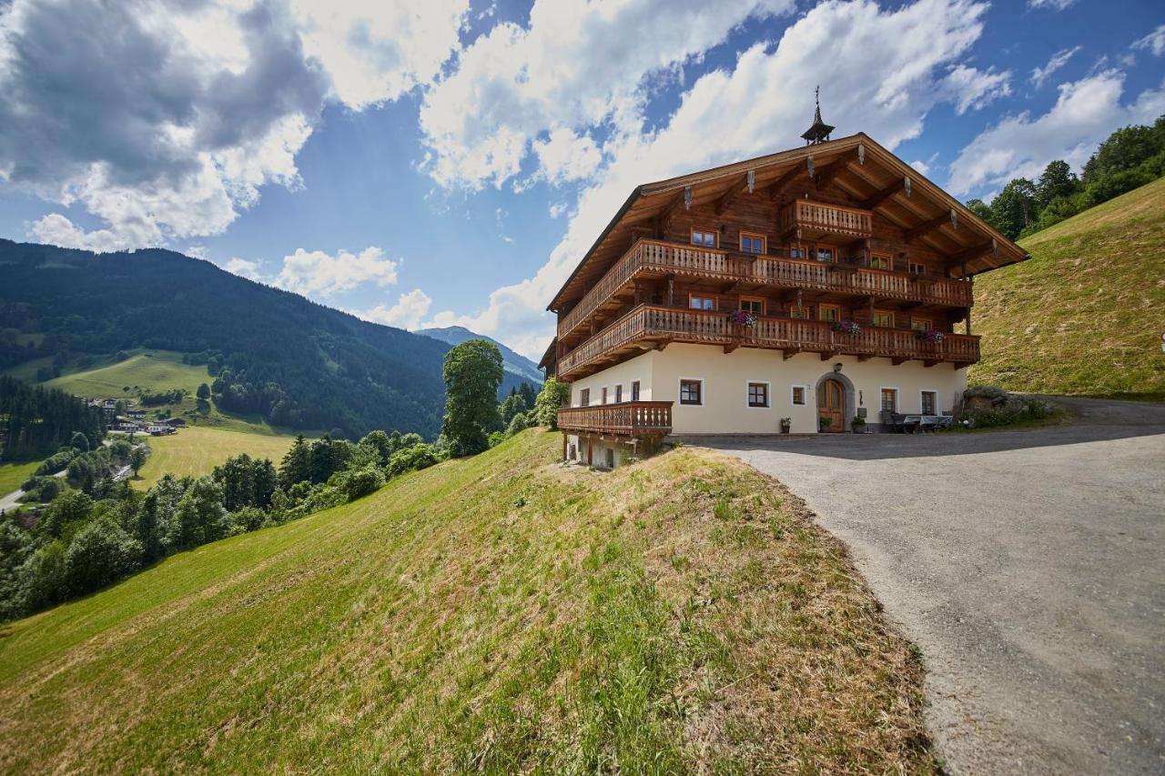 Feriengut Streitberg Appartements フィーホーフェン エクステリア 写真