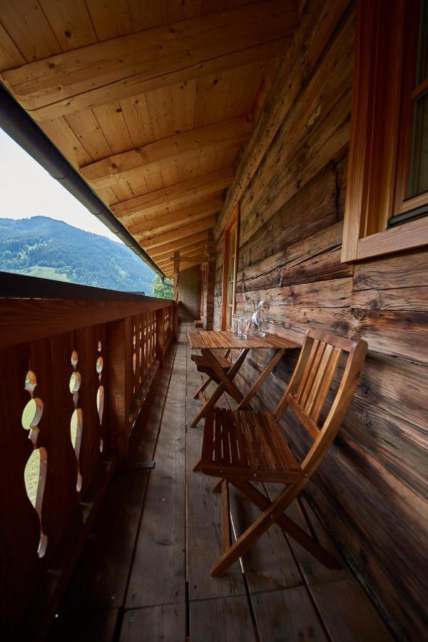 Feriengut Streitberg Appartements フィーホーフェン エクステリア 写真